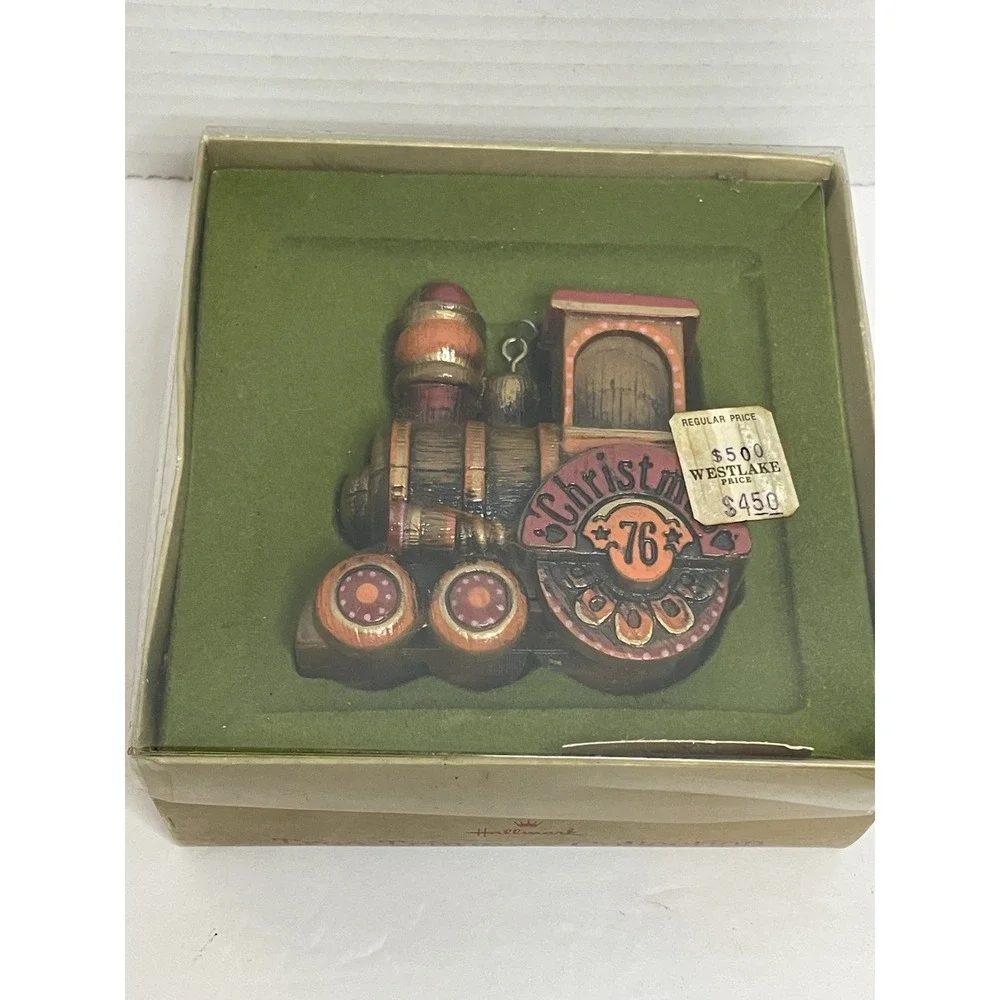 Hallmark Ornament Keepsake Tree Trimmer 1976 